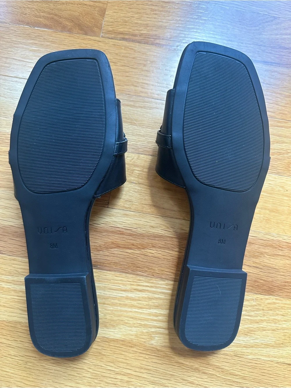 NWT Unisa Black Chain-Accent Slide Sandals